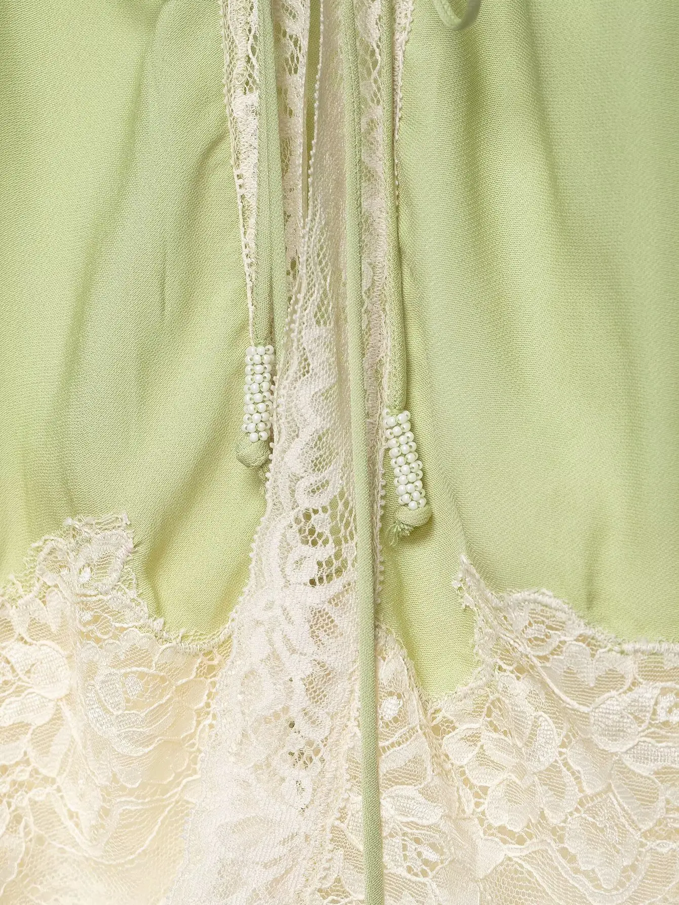 HH Damen Sommer Elegantes Spitzenbesetztes Cami-Top, Grünes Satin V-Ausschnitt Babydoll-Trägertop, Y2K Süßes Lässiges Urlaubs- und Ausgeh-Top – Detail 10