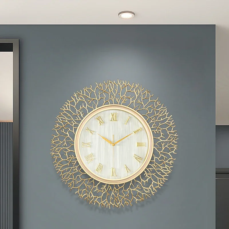 Relojes de pared redondos silenciosos, reloj de pared nórdico Simple y creativo a la moda para restaurante, reloj de pared de lujo para sala de estar, diseño de hogar