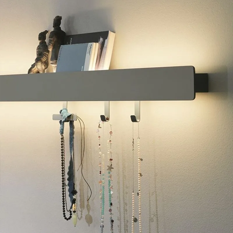 

Современный простой длинный настенный светильник для спальни, гостиной, прохода, персонализированный креативный прикроватный светильник, светящаяся полка