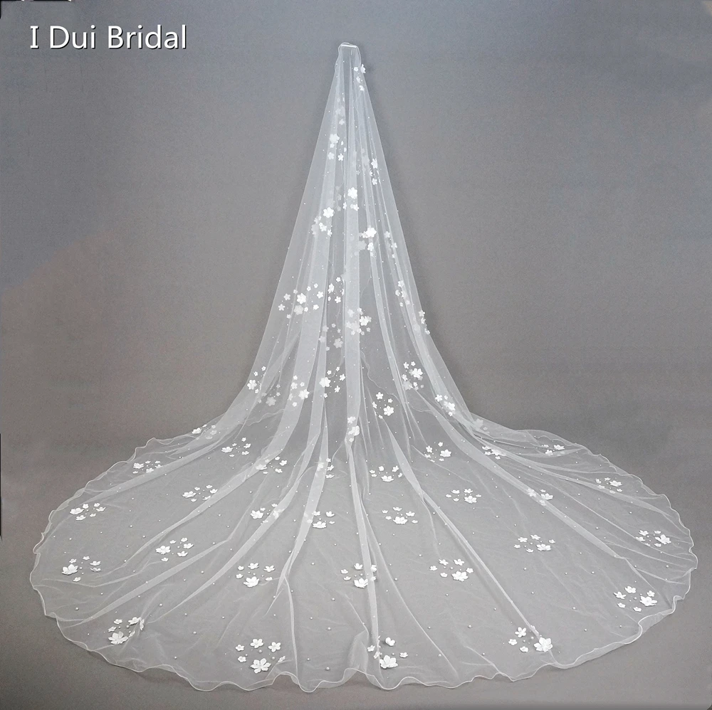 One Layer 3D Flower Pearl Crystal Romantic Cathedral Wedding Veil with Ruffle Edge Luxury Bridal Hair Accessory