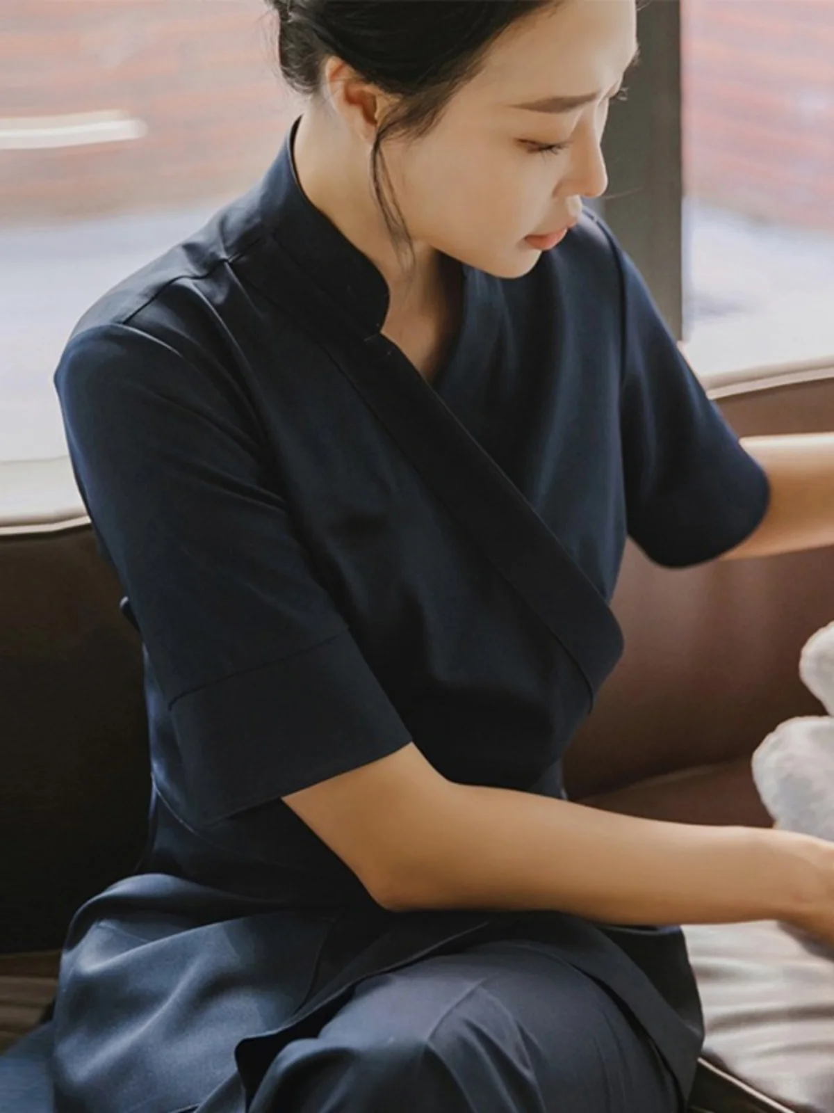 

Весна 2026: Новая легкая и элегантная униформа для косметологов в корейском стиле, комплект для салонов красоты