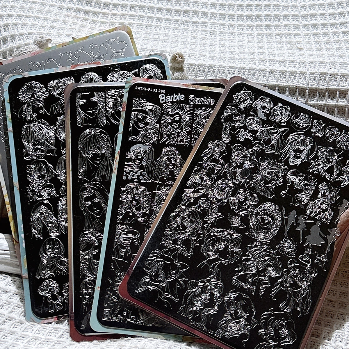 Nail Art Stamping Plate Stamping Steel Plate Beginner-Friendly No-Painting Nail Decoration Template Cartoon Bump Superman Little Monster Nail Art Steel Plate Stamping Gel Nail Polish Mold Nail Stamping Template Transparent Transfer Silicone Stamp Steel Plate Nail Art Tools