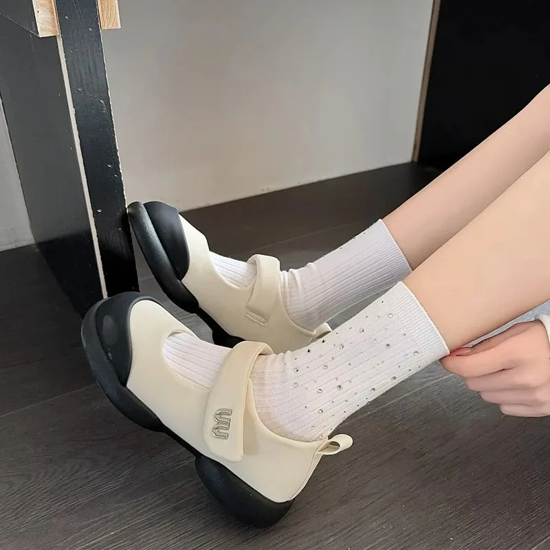 

News Bright Diamond Tide Socks Hot Diamond Luxury Rhinestone Medium Tube Women's Socks Four Seasons Fashion Cotton Hosiery