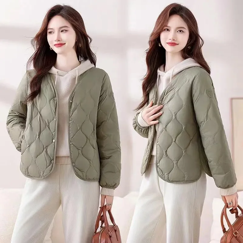 Light Down Cotton-Padded Jacket Women\'s Short Parkas 2024New Autumn Winter Warm Cotton Padded Coat Fashion Overcoat Lady Outcoat