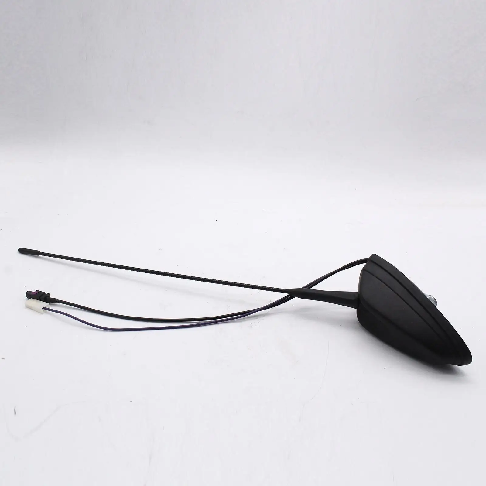 

Car Antenna Roof Mounted Radio Antenna for Mercedes-benz Sprinter 2006-2017
