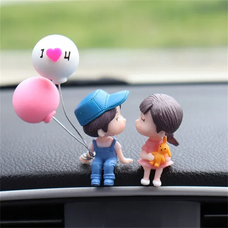 

Car Cute Cartoon Couple Figure Figurines Ornament Model Kiss Balloon Doll Auto Interior Decoration Dashboard For Girls Gifts