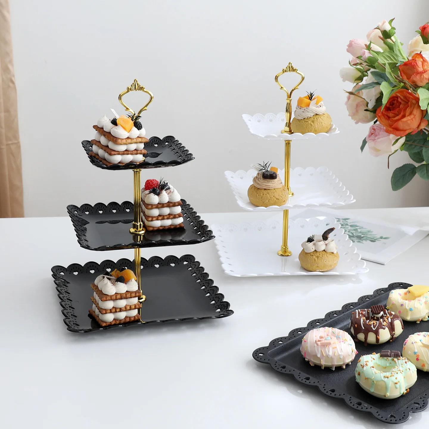 

30PCS Luxury Cake Stand Wedding Party Dessert Table Candy Fruit Plate Cake Self-help Display For Home Table Decoration Trays