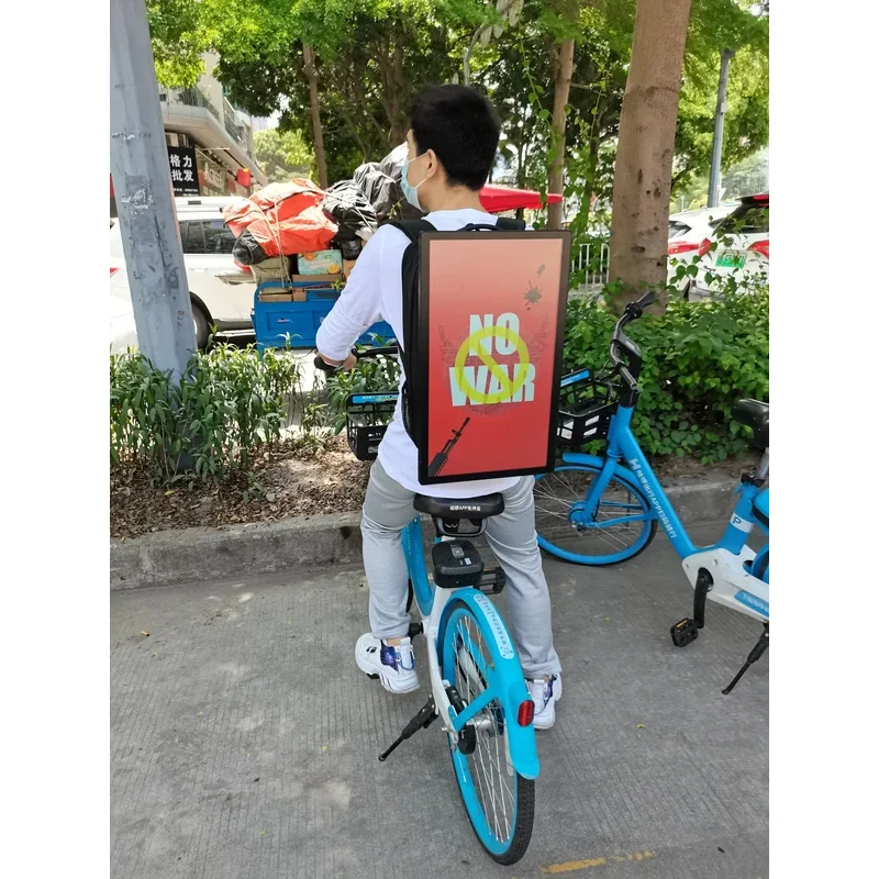 Outdoor Advertising Human Walking 21.5 Inch LCD Screen Backpack Video Display Digital Billboard