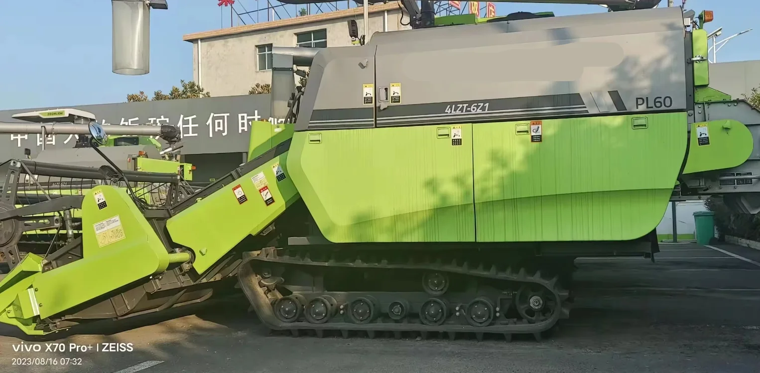 Moissonneuse-batteuse avec pièces de rechange, machines agricoles, 260hp, TF150, marque supérieure, vente