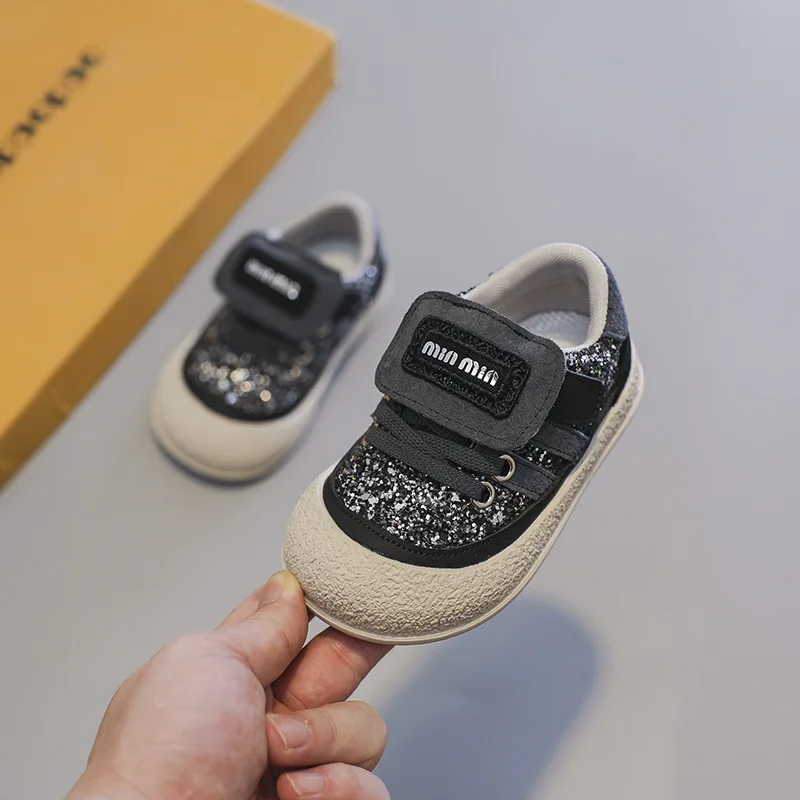 Sneaker di tendenza All-match per bambini primaverili e autunnali per bambini scarpe da passeggio Casual traspiranti per bambini e bambine