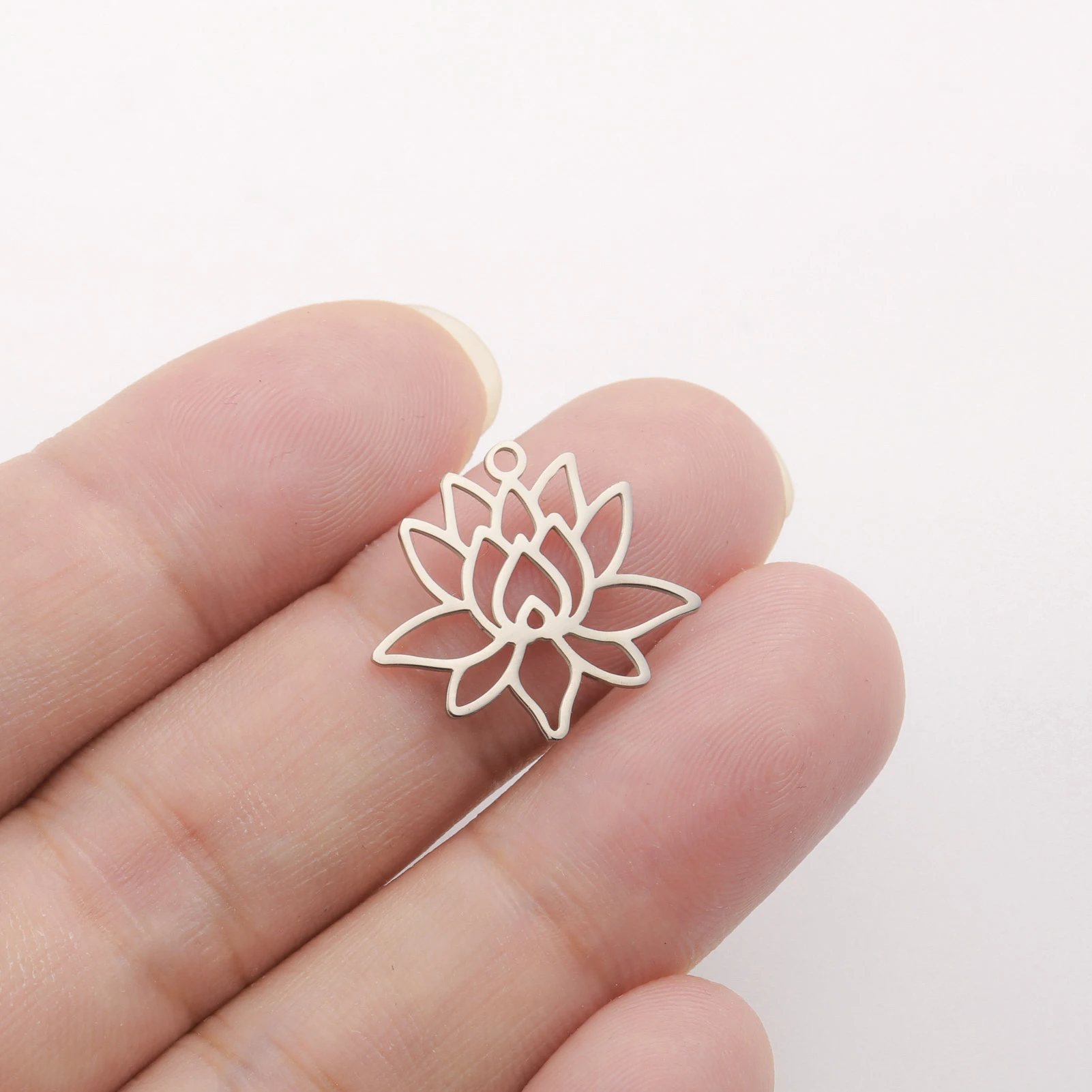 Teamer 5pcs/lot Lotus Flower Charms for Jewelry Making Gold Color Amulet Bracelet Necklace DIY Yoga Buddhism Pendant Wholesale