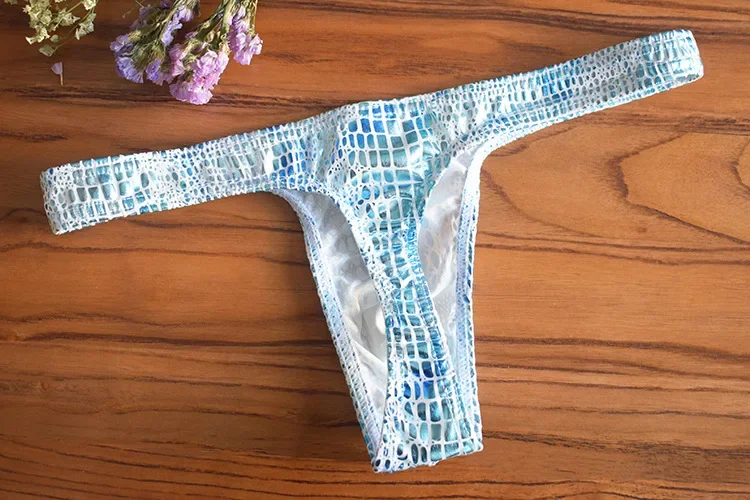 Youth Fashion T Back Thongs Men Shiny Leather Crocodile Pattern Gays Funny U Convex Pouch Underwear Narrow Edge G Sting Panties