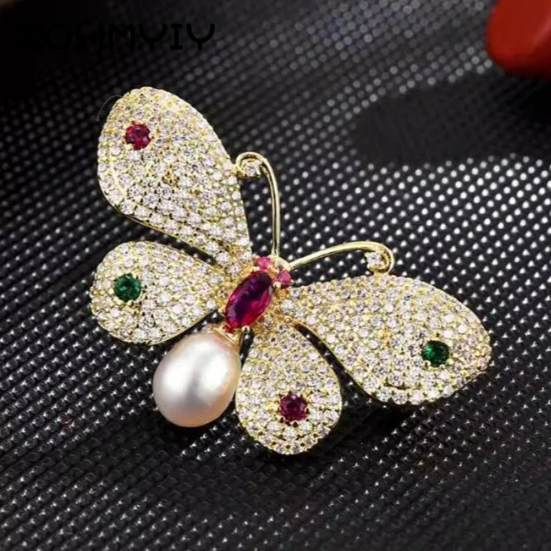 Fashion Rhinestone Pearl Butterfly Brooches For Women Dress Clothing Coat Jewelry Party Accessries Gifts