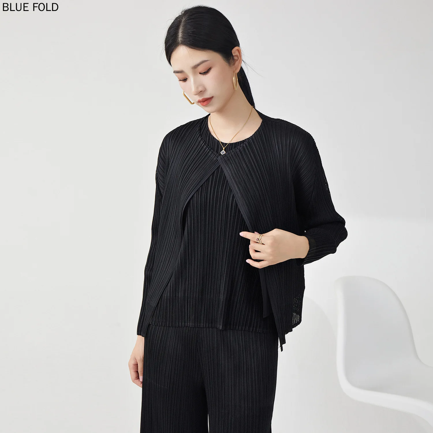 Fashion Jacket High-grade Mature Style Mesh Pure Color Temperament Commuting All-match Autumn New Miyake Cardigan PLEATS Tops