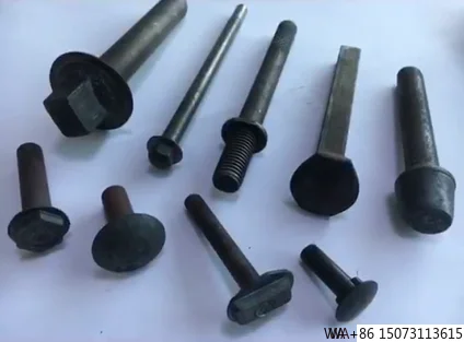 Prensa de forjamento a quente fechada com carga e descarga automática para parafusos e porcas