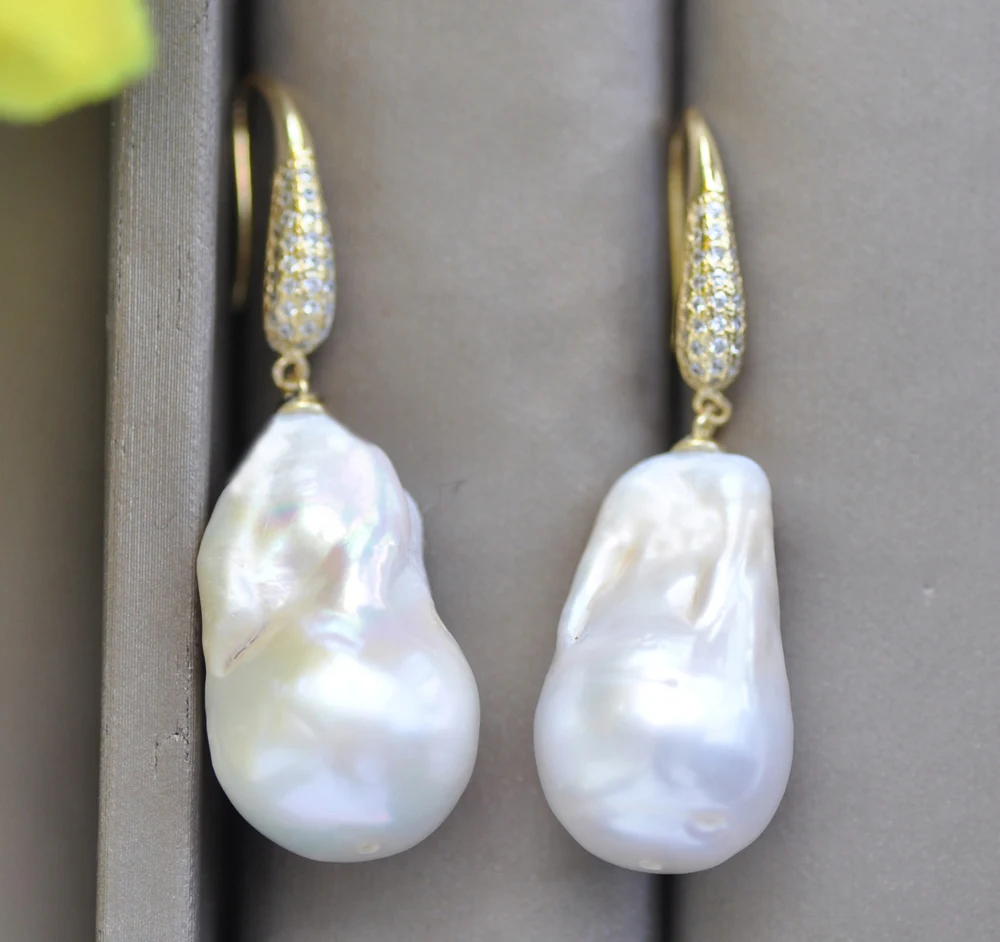 

MTC·STARZ Z9992 20mm White Drop-Baroque Keshi Reborn Pearl Dangle Earring CZ