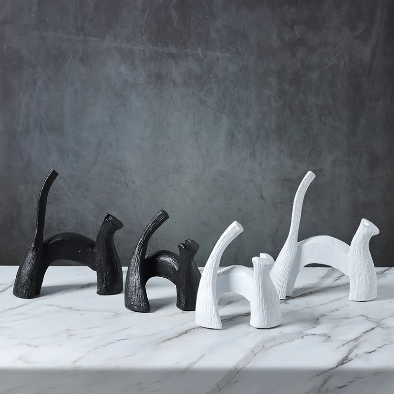 

Креативные черно-белые мультяшные украшения из смолы с изображением кота, абстрактные статуи животного, поделки, украшения для гостиной, фойе и офисного стола