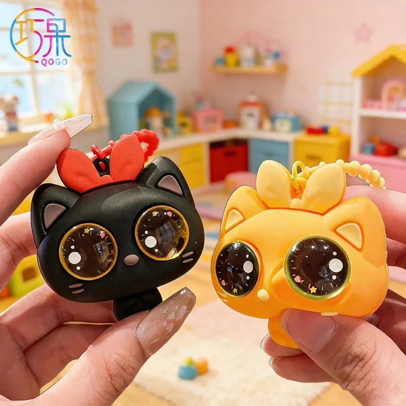 Creative cute decompression pinch eye-catching cat cartoon exquisite fashion keychain bag pendant gift for friends