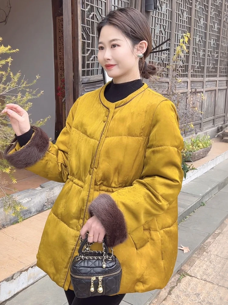 

Новая китайская женская пуховая куртка из гусиного пуха с норковым мехом, теплая, высококачественная, зимняя, утолщенная, с длинными рукавами, стандартного кроя, экологичная