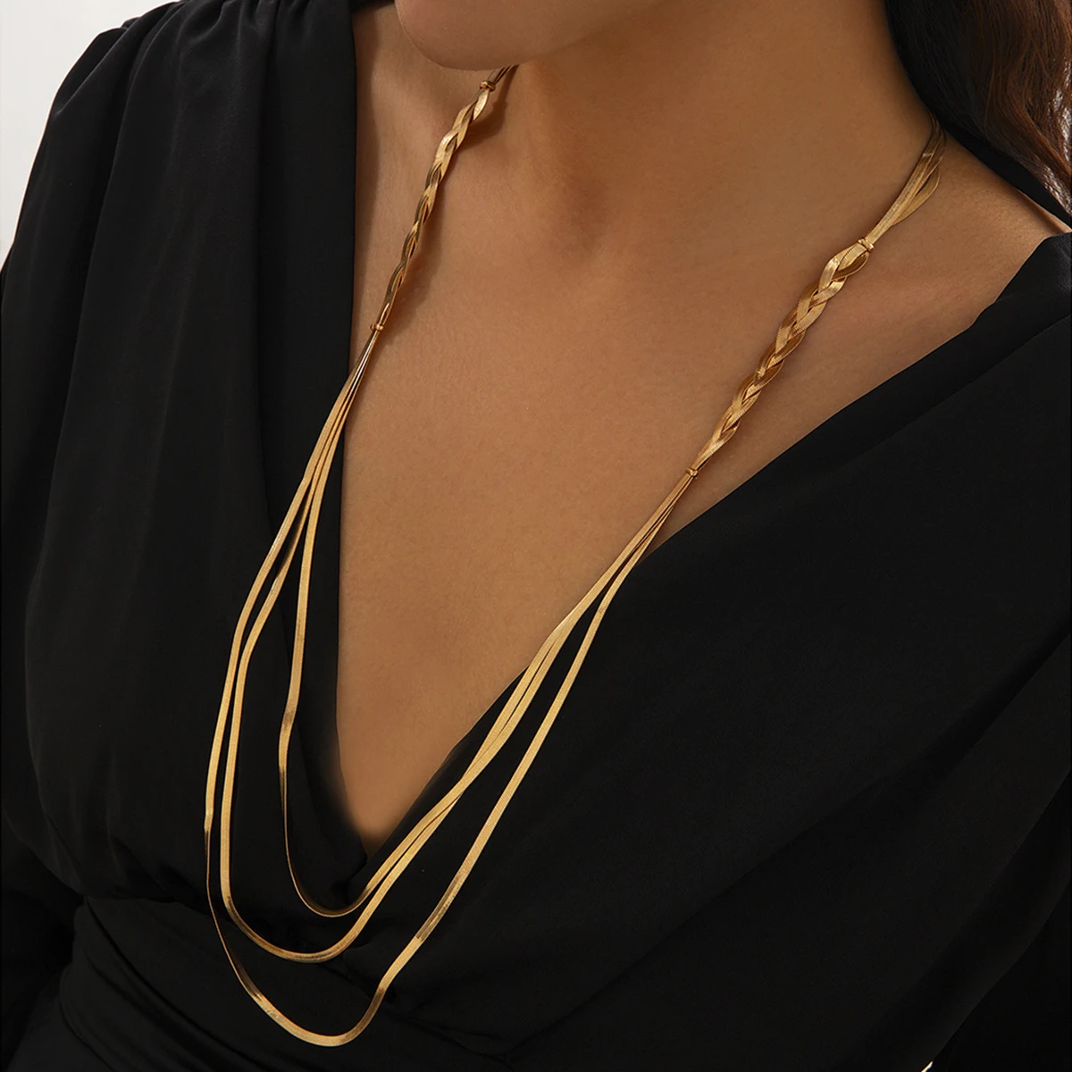 Thumbnail 2 - #32 Layered Chain Necklaces Ranking List in 2026