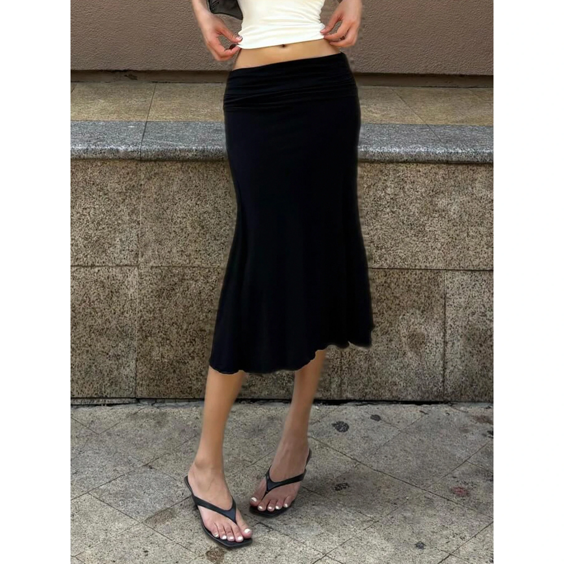 Elegant Slim Fit Pure Color Pleated Low Waist Fish Tail Skirt Women's Fashion Casual Silk  Fiber No Brand Youth Style