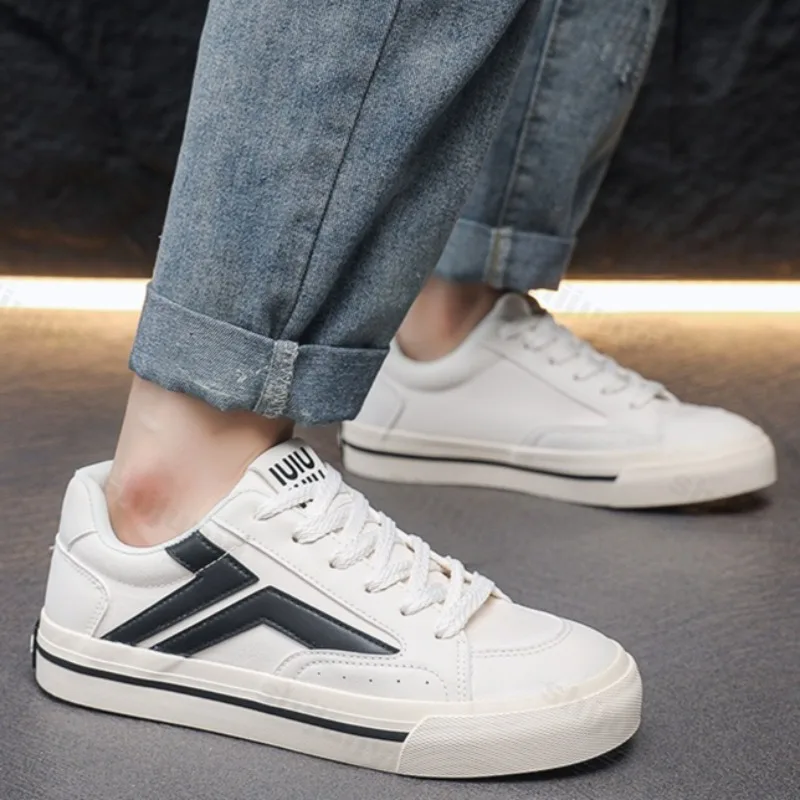 

Модные тенденции, универсальные низкие повседневные парусиновые туфли для мужчин, осень 202, новые нишевые удобные нескользящие кроссовки на шнуровке