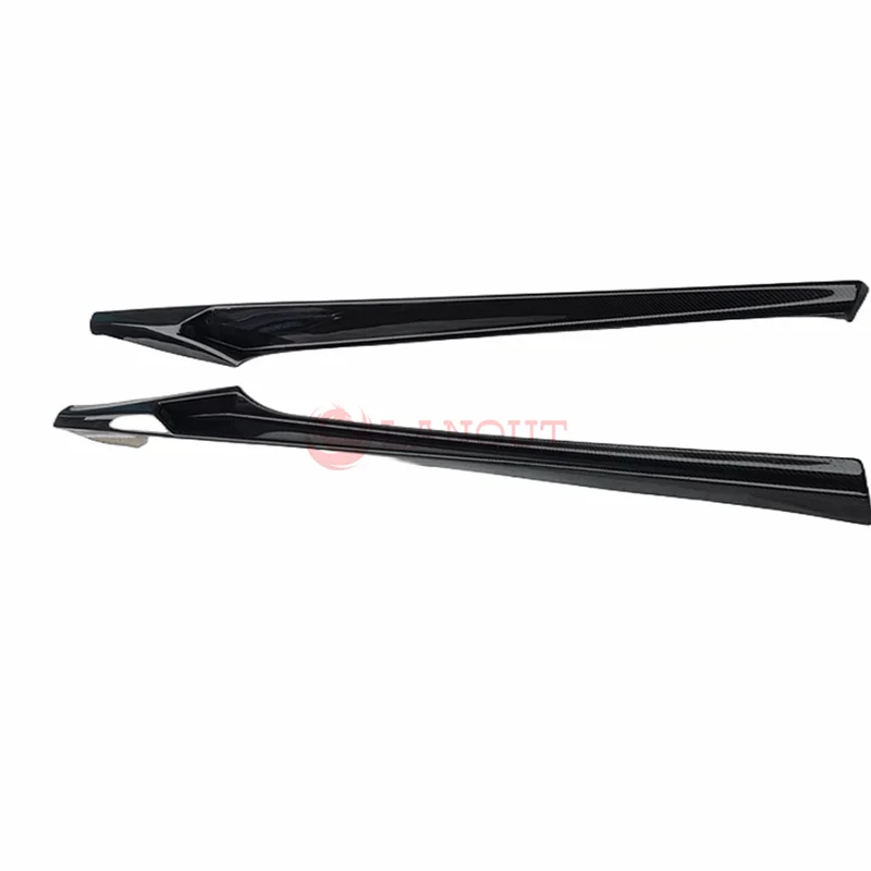 

Prepreg Dry Carbon 488 Side Skirts Extension with Winglet for Ferrar 488 GTB Coupe 2-Door 15-18