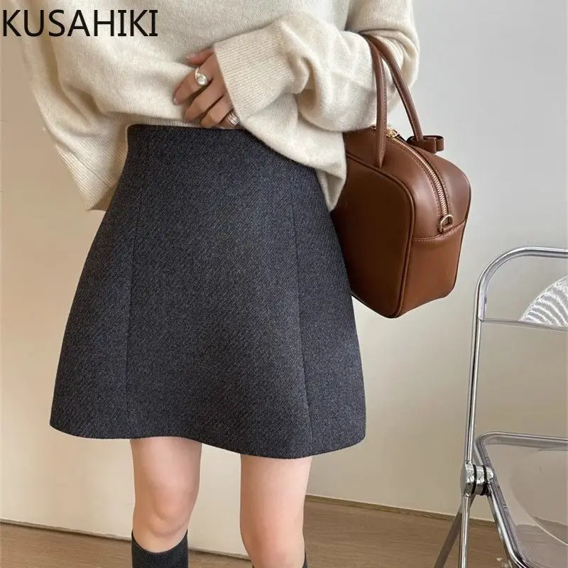 KUSAHIKI Vinatge Thick Woolen Skirts Womens 2023 Winter New Korean High Waisted Slim A-line Short Skirt Faldas De Mujer