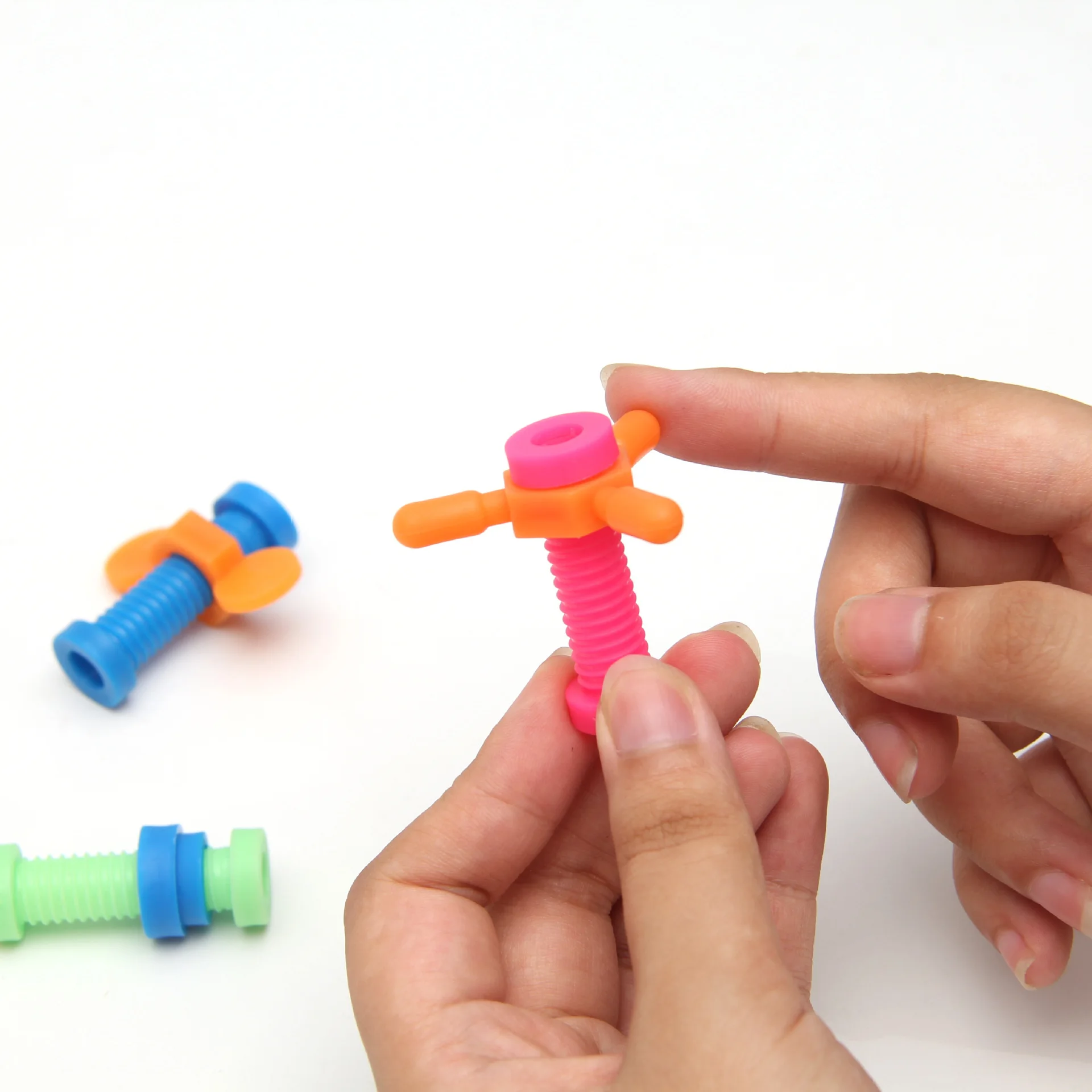 HOT SALE New Multi-color Puzzle Screwing Toys Exercise Children's Hand-brain Coordination Toys For Children Decompressor Toys