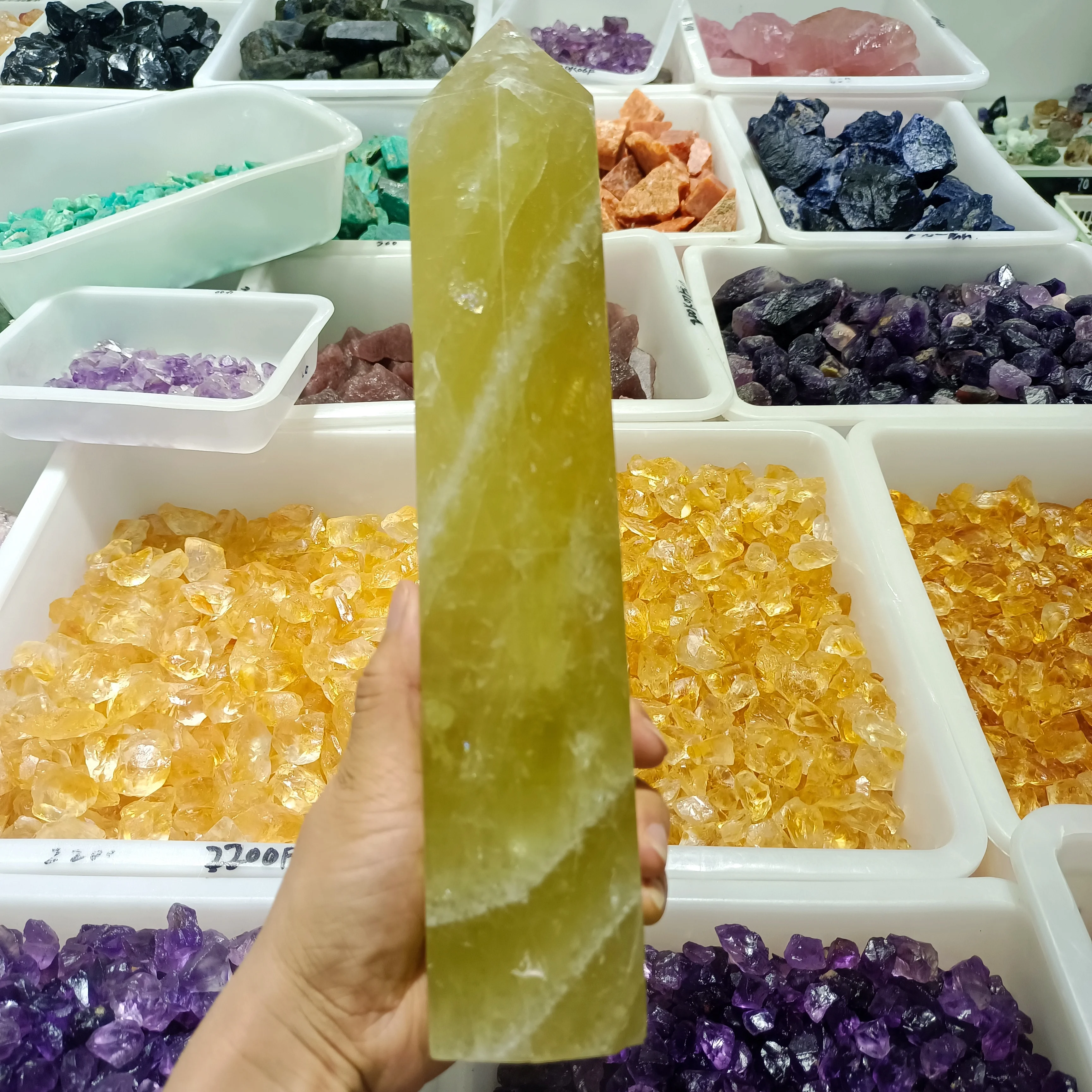 

Magical Natural Yellow Crystal Tower Column Quartz Crystal Mineral Reiki Healing Home Office Degaussing Decorative Energy Gem