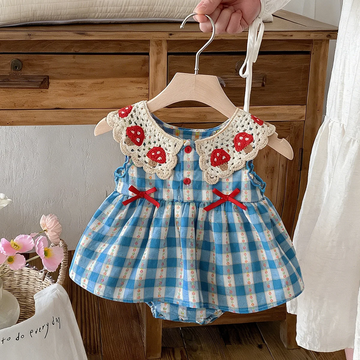 

Cute Baby Girl Romper 0-2Years Newborn Princess Sleeveless Mushroom Collar Striped Bow Bodysuit Outfits Summer Clothes