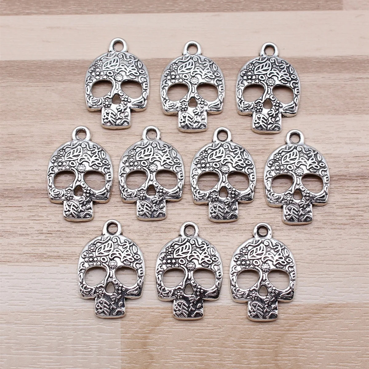 IFOCUS 10pcs/Lot Skull Charms For DIY Jewelry Making Zinc Alloy 24x16mm/0.94x0.63inch