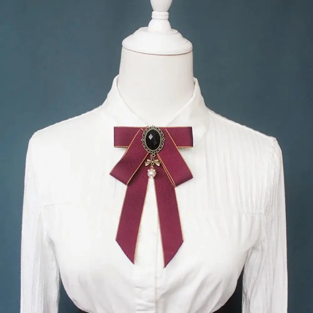 Luxulry Alloy Bow Tie Rhinestone Neck Decoration Bowknot Brooches Jewelry Accessories Crystal Rhinestone Bowtie
