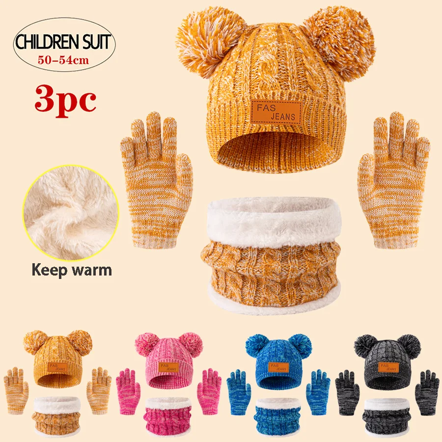 

3pc knitted hats, scarves and gloves for children, suitable for children aged 3-12 to keep warm outdoors in winter.