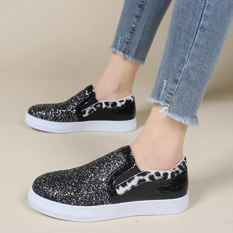 Tamanho grande casual leopardo impressão glitter sapatos nova moda feminina lantejoulas cabeça redonda plana sapatos femininos mocassins c732