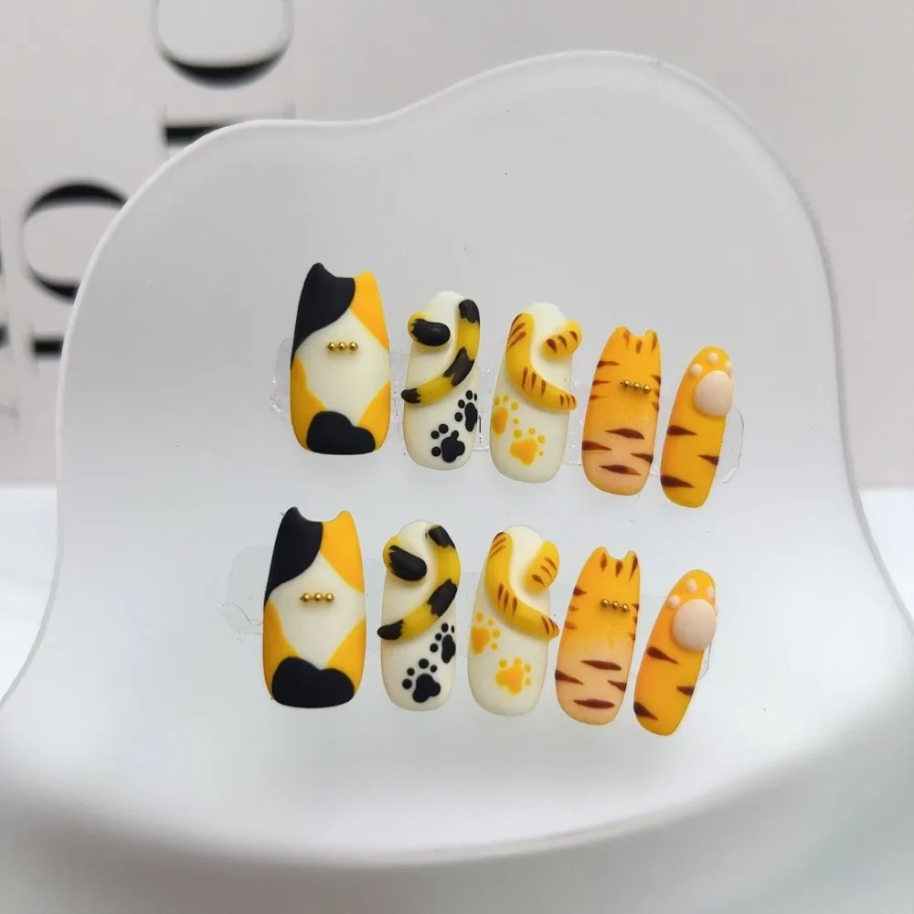 10 stuks Japanse stijl schattige drie bloemen kat handgemaakte pers op nagels tijgervlek 3D staartpoot kunst nepnagels verwijderbaar herbruikbaar