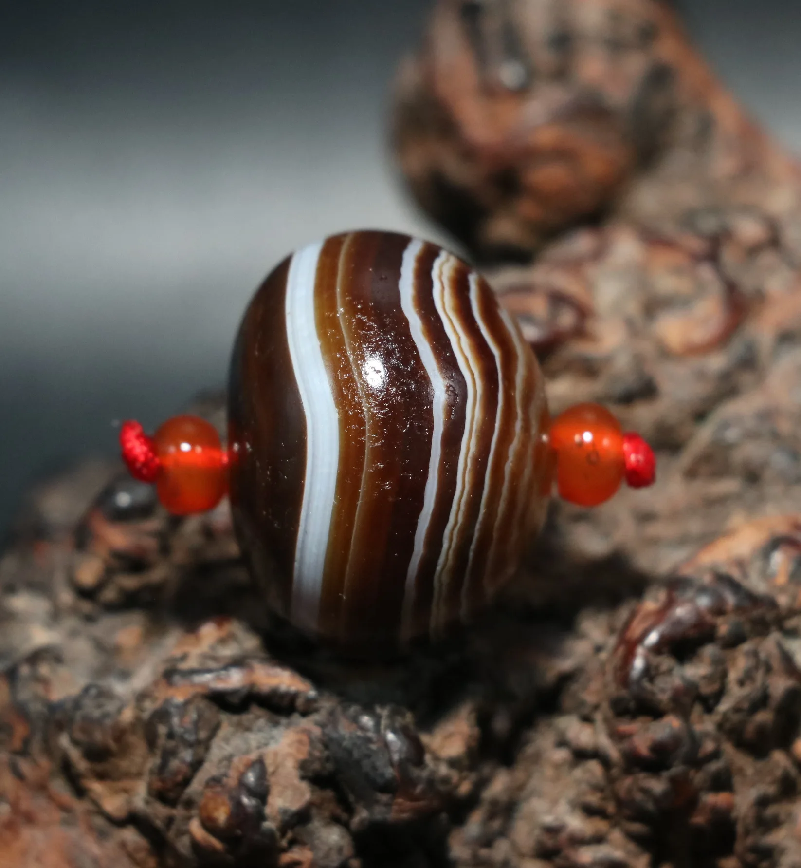 Energy Tibetan Old Agate Natural Silkworm Lines Abacus Rich dzi Bead Amulet $$$ Amulet Talisman