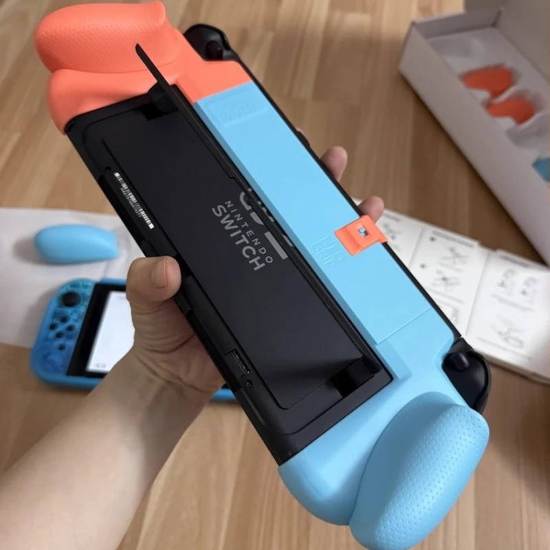 

Savage Raven By Skull & Co Protective Shell for Switch2 NS2 Gaming Accessories Neo Grip Case Lighweight Customized Replaceable