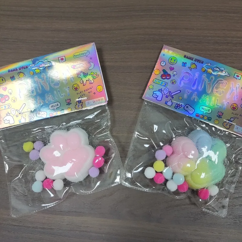 

Gradient Color Cat Paw Pinch Decompression Toy Squishy Fidget Cat Paw Stress Relief Toy Slow Rebound Cat Claw