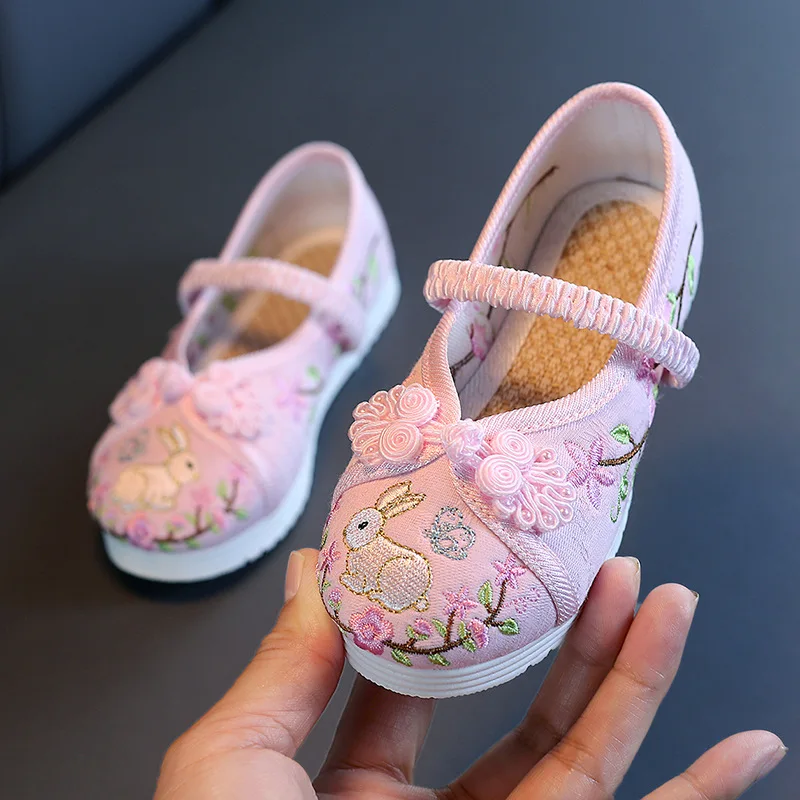 Children Vintage Hanfu Shoes Chinese Style Girls Flowers Rabbits Embroidered Students Dancing Flats Princess Slip on 25 To 36