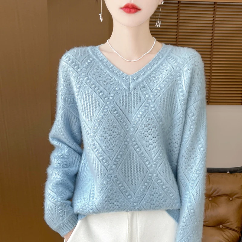 New women\'s V-neck cashmere sweater in autumn and winter Korean version of loose hollow 100% pure wool sweater bottoming shirt.