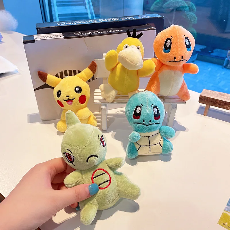 

10CM Pokemon Squirtle Keychain Backpacks Pendant Natal Kawaii Room Decor Juguetes De Peluche Plush Toys For Girl Christmas Gift