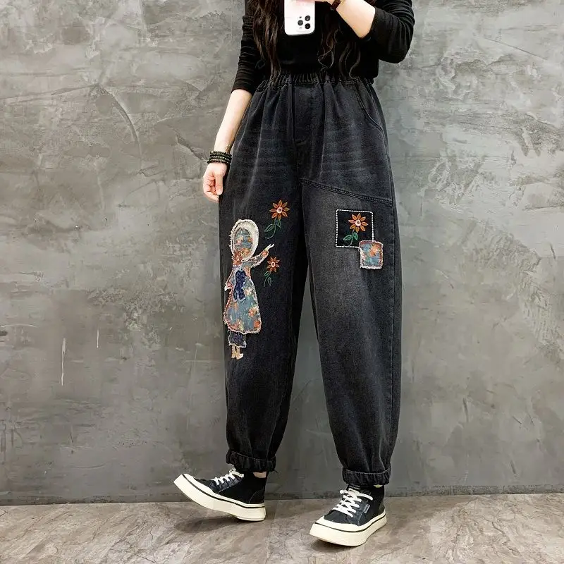 Aricaca New High Quality Women M-XL Retro Patch Embroidered Printed Loose Jeans