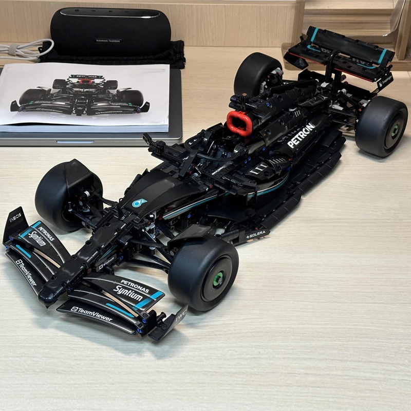 new-technology-f1-racing-car-w14-e1642-building-blocks-moc-realistic-detail-model-diy-assembly-toy-christmas-birthday-gift-42171