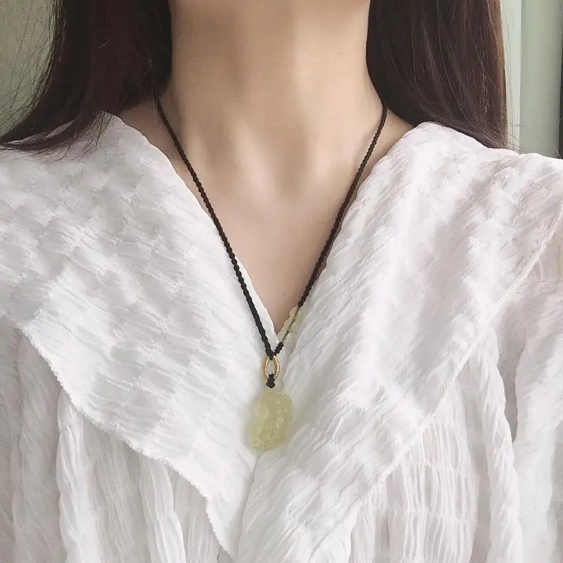 Yellow Crystal Pixiu Necklace, Women's Collarbone Chain, 2024 New Popular Couple Crystal Black Braided Rope Pendant, Men