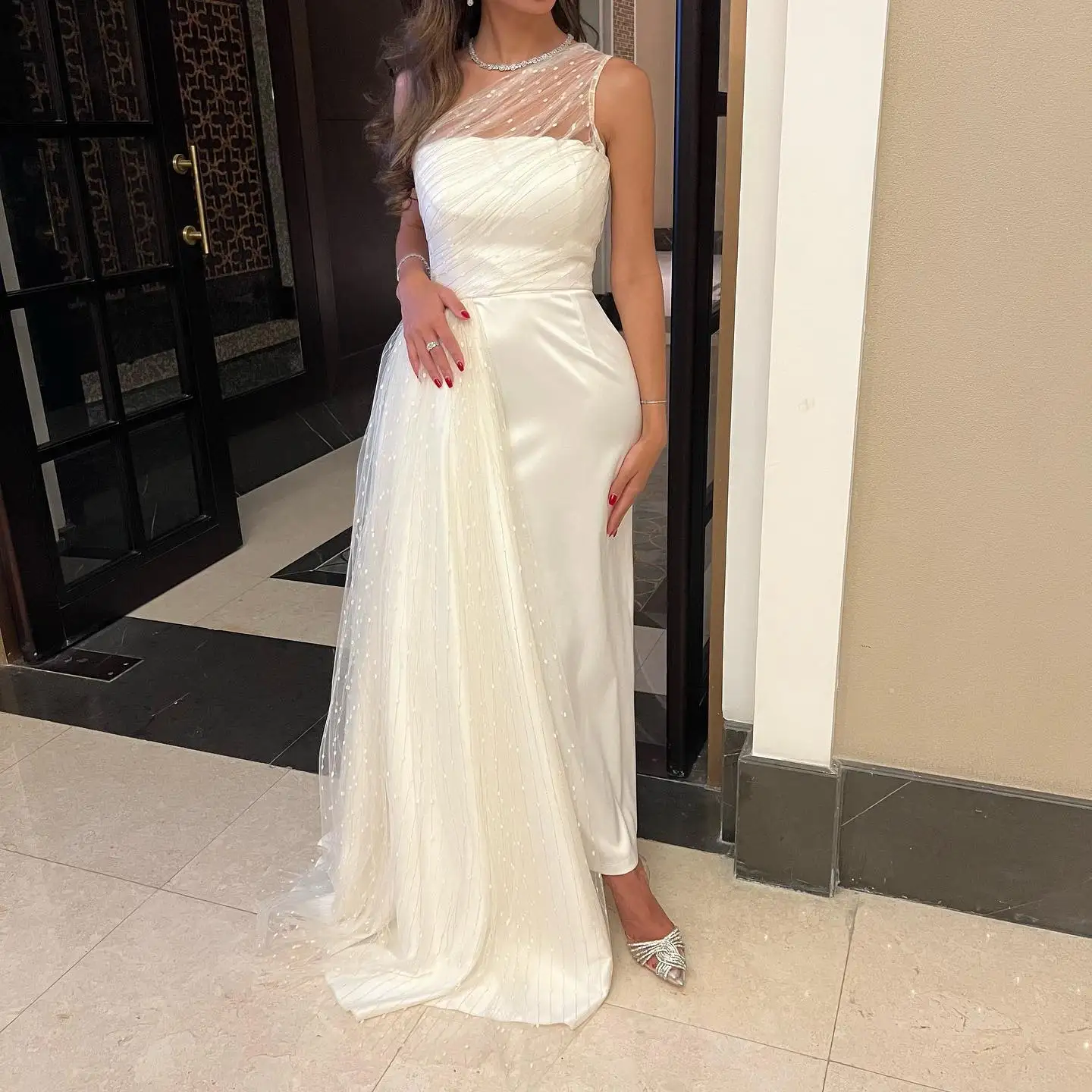 

Meetlove Customized White Crystal Tulle Prom Dresses sheath One-the-shoulder Ankle Length Satin Simple Party Gowns for Women