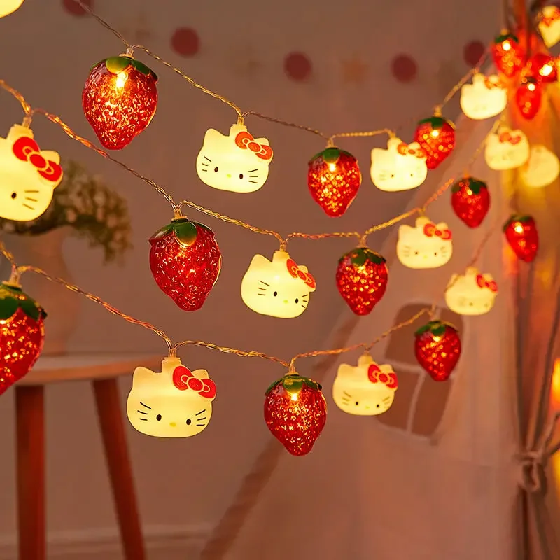 

2026 Hello Kitty клубничная световая полоса, декор комнаты, атмосфера, теплый белый виноград, фрукты, гирлянда, вечерние, ночник, подарки