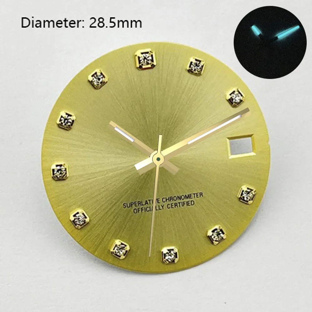 Tarcza NH35 28,5 mm oliwkowa z efektem \"sunburst\", koperta zegarka Day-Just do mechanizmu automatycznego NH35, akcesoria do zegarków, możliwość personalizacji logo.