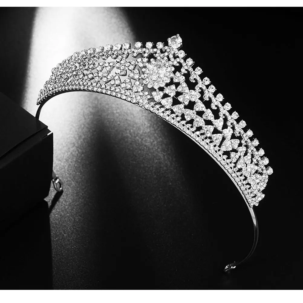 

Elegant Alloy Rhinestone Bridal Headband 3A Zircon Wedding Hair Ornament Lightweight Durable Fashionable Women Girls Bridesmaid