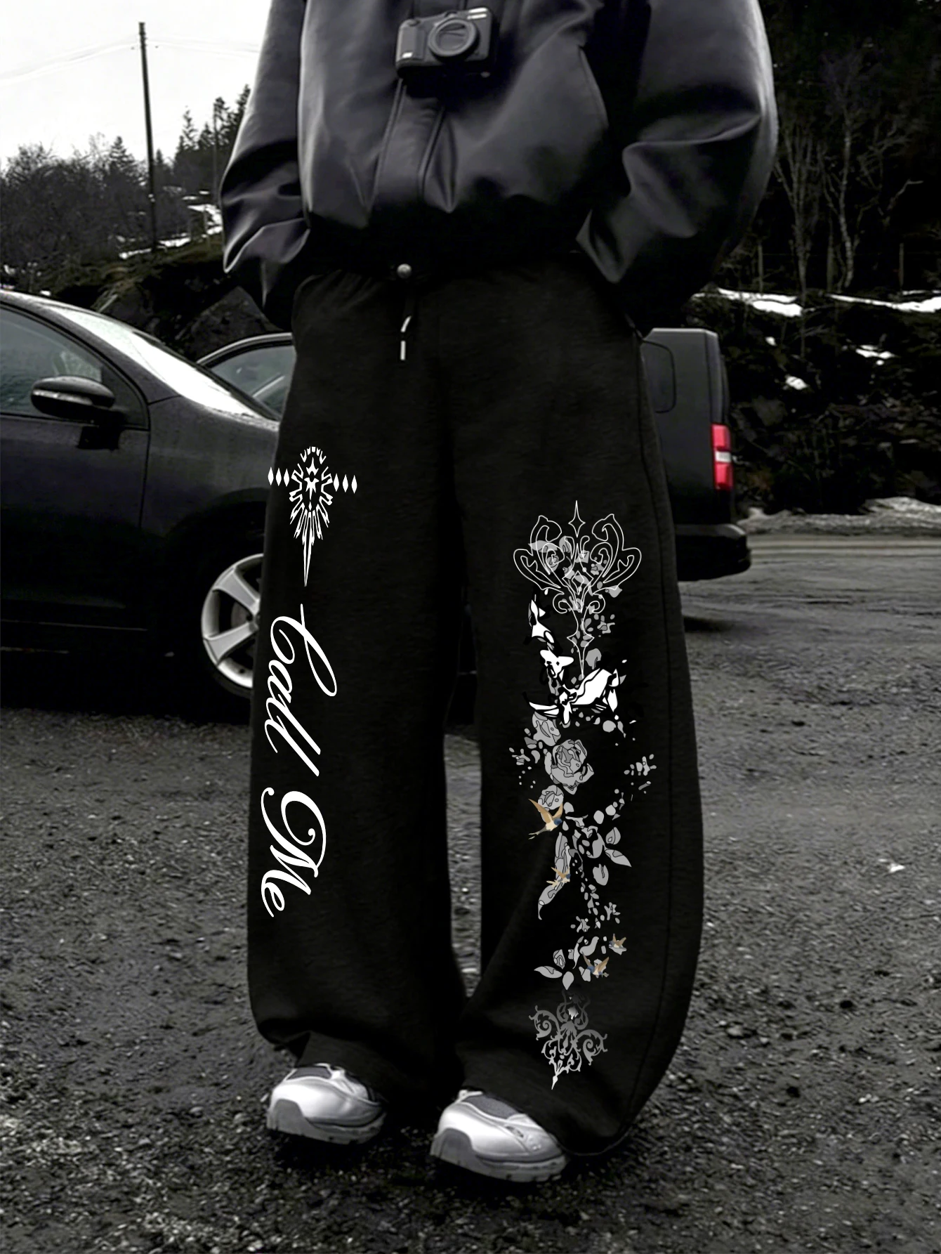 Men's Gothic Cross Rose Bird Cursive Letter Print Wide Leg Sweatpants Drawstring Soft Dark Grunge Street Hip Hop Loose Trousers